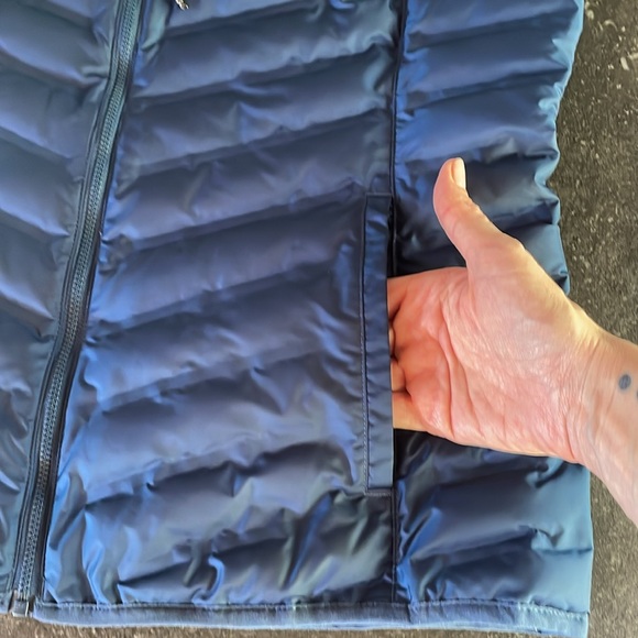 Alpine Women's Tri-Color Puffer Vest Size Large - Picture 5 of 5